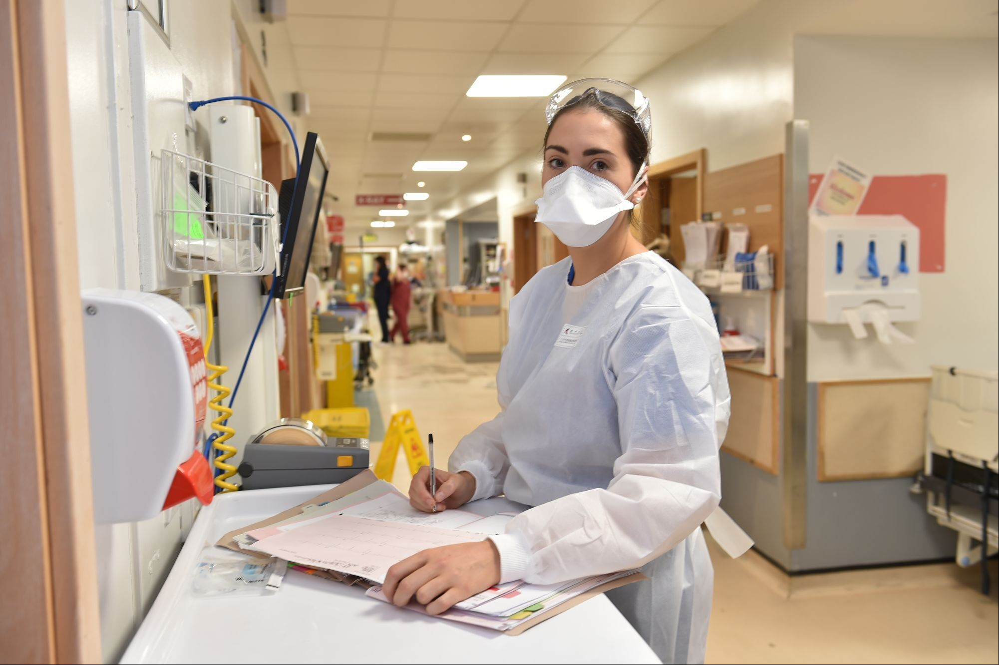 emergency nurse splash