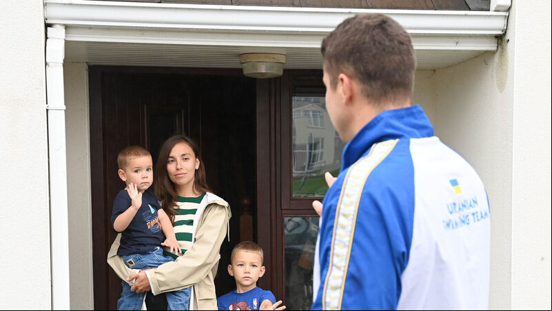 'Stay safe, Daddy': Olympian and TV star bids farewell to family in Cork and heads back to Ukraine and army reserve 'Stay safe, Daddy': Olympian and TV star bids farewell to family in Cork and heads back to Ukraine and army reserve